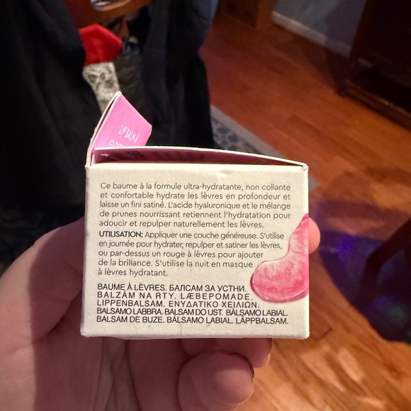 Glow Recipe Plum Plump Gloss Balm with Pink Tint - Picture 4 of 6